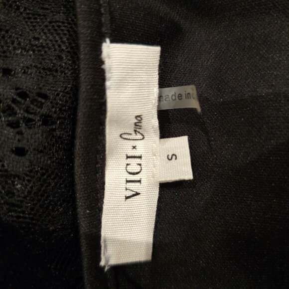 Vici Lace insert Midi Dress. Black, Small - Picture 6 of 6